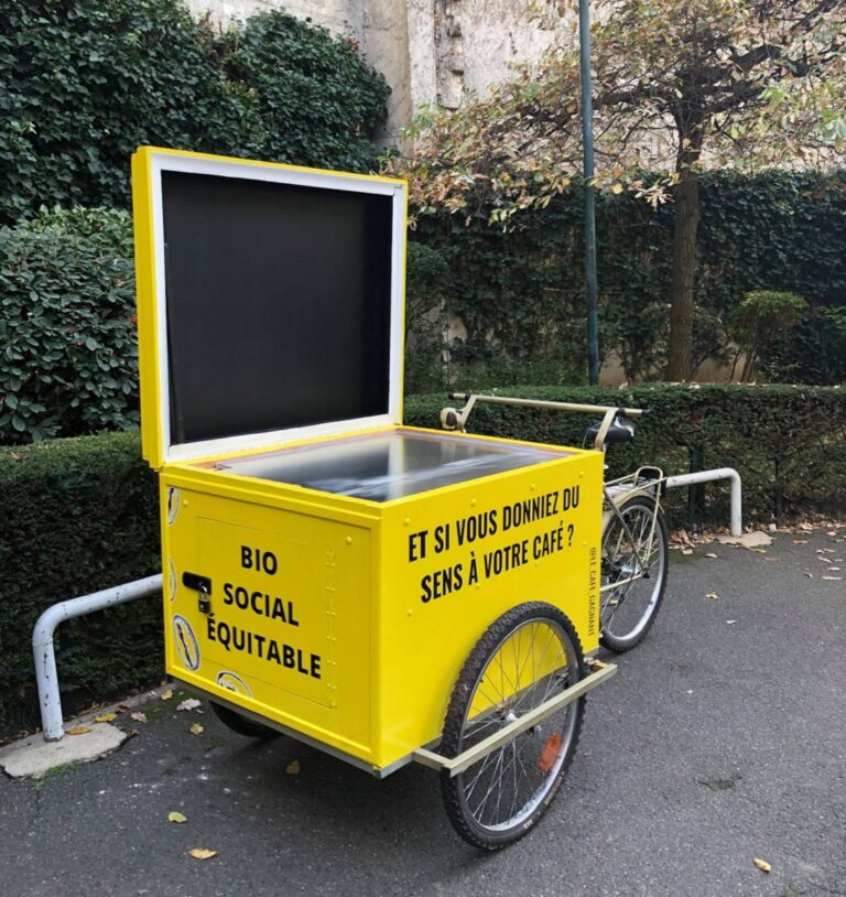 LE CAFE GAGNANT : DES TRIPORTEURS POUR L&rsquo;INSERTION SOCIALE